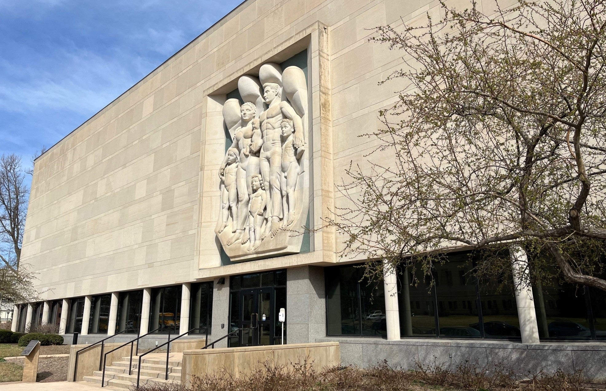 Nebraska Department of Banking and Finance, Lincoln
